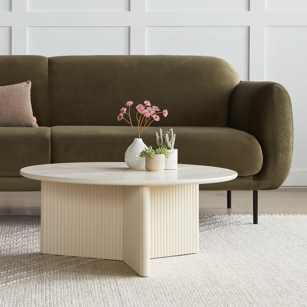 Odeon Coffee Table – Sculptural Centerpiece with Column-Inspired Base