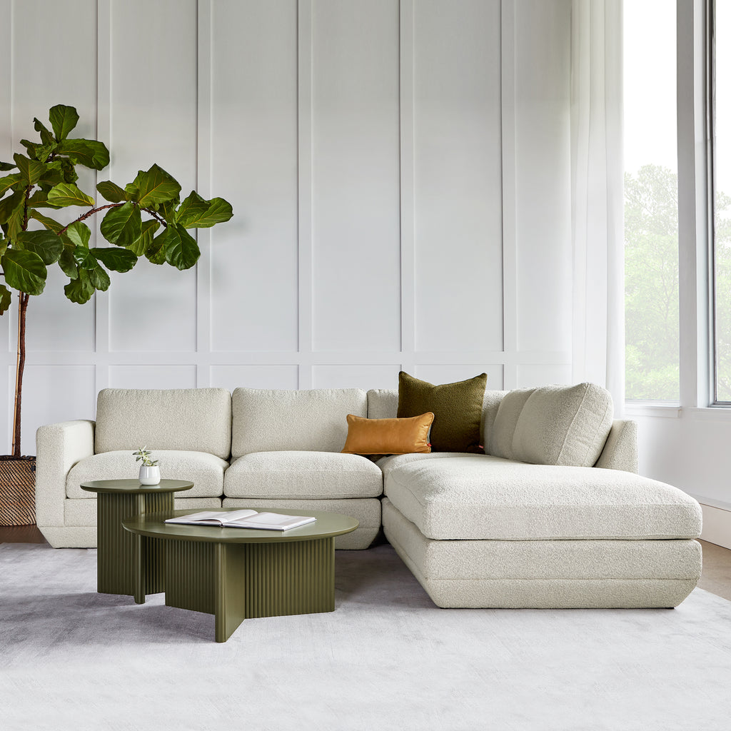 Odeon Coffee Table – Sculptural Centerpiece with Column-Inspired Base