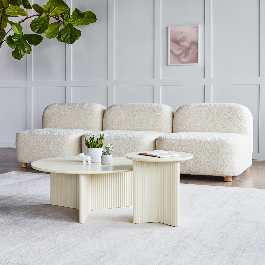 Odeon Coffee Table – Sculptural Centerpiece with Column-Inspired Base