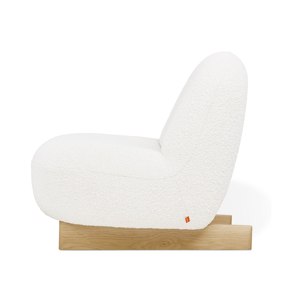 Arlo Chair – Compact Modern Bouclé Accent Chair with Oak Base - Sage InteriorsSage InteriorsChair