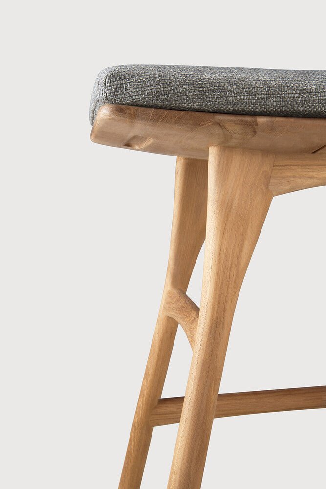 Elegant Osso Outdoor Stool – Sculptural Teak Frame & Cozy Quick‑Dry Pad - Sage InteriorsSage InteriorsOutdoor Stool