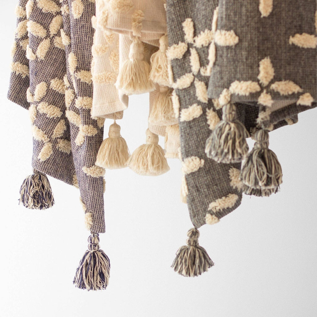 Josie Modern Oversized Tufted Throw - Sage InteriorsTajik Home LLC