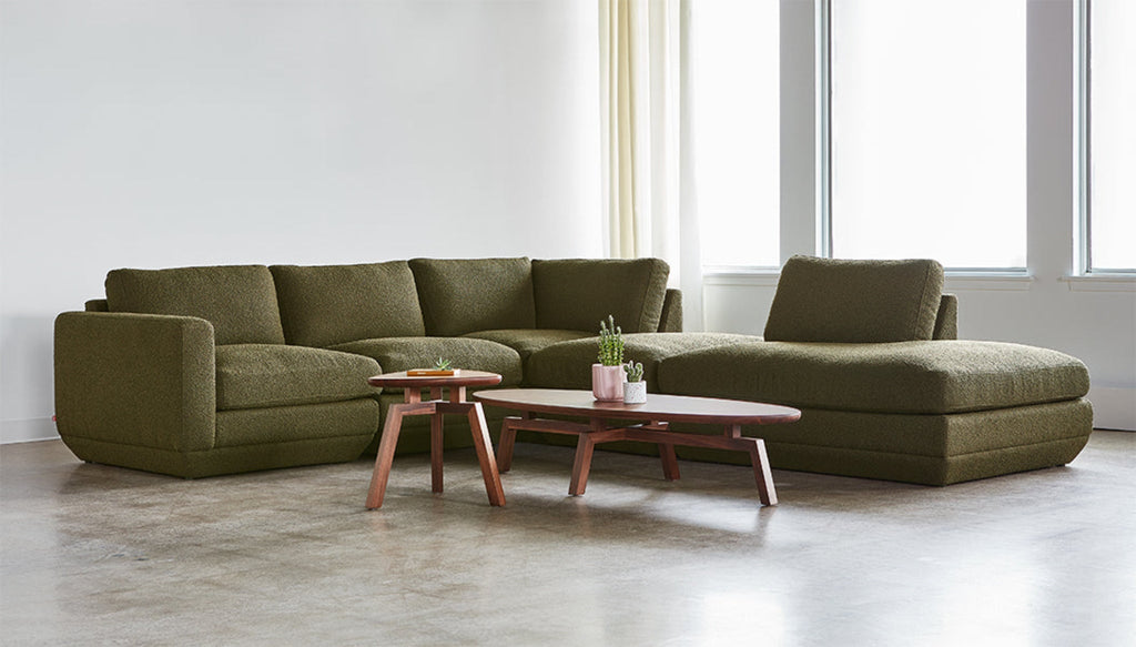 Podium Modular Right Lounge Chair – Deep Seating for Modern Interiors - Sage InteriorsGusRight Lounge