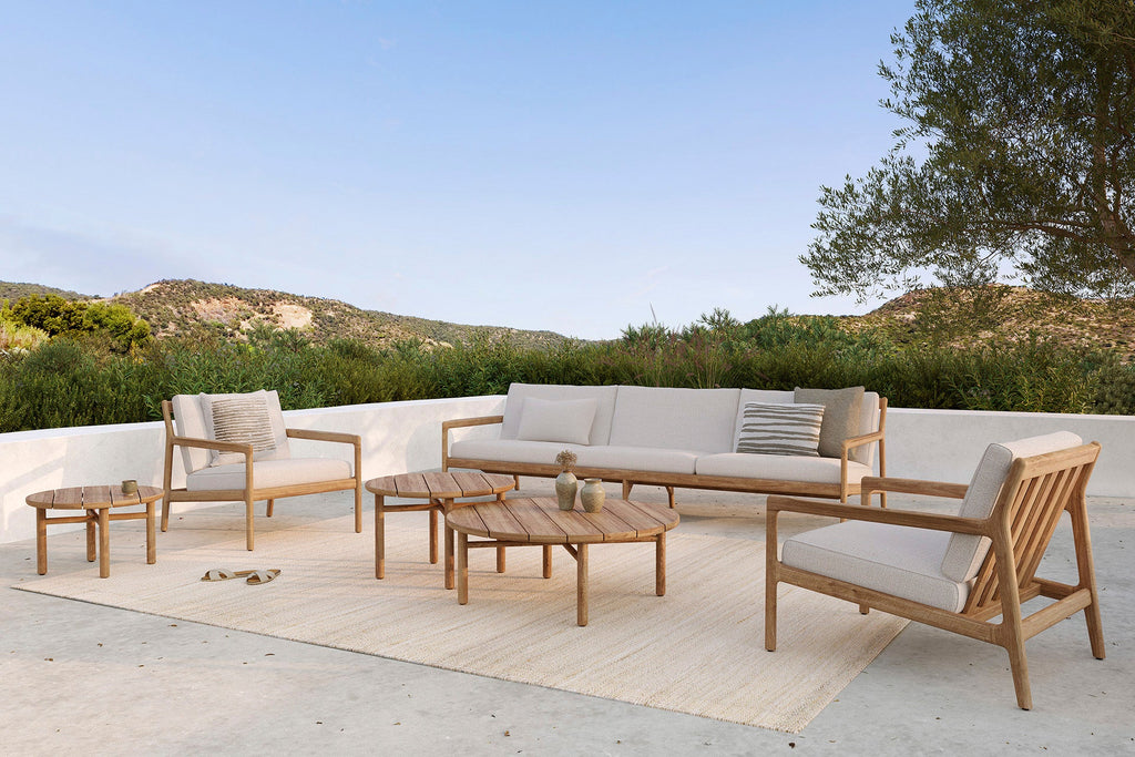 Outdoor Coffee Table – Sage Interiors Quatro Solid Teak Round Table | Sage Interiors