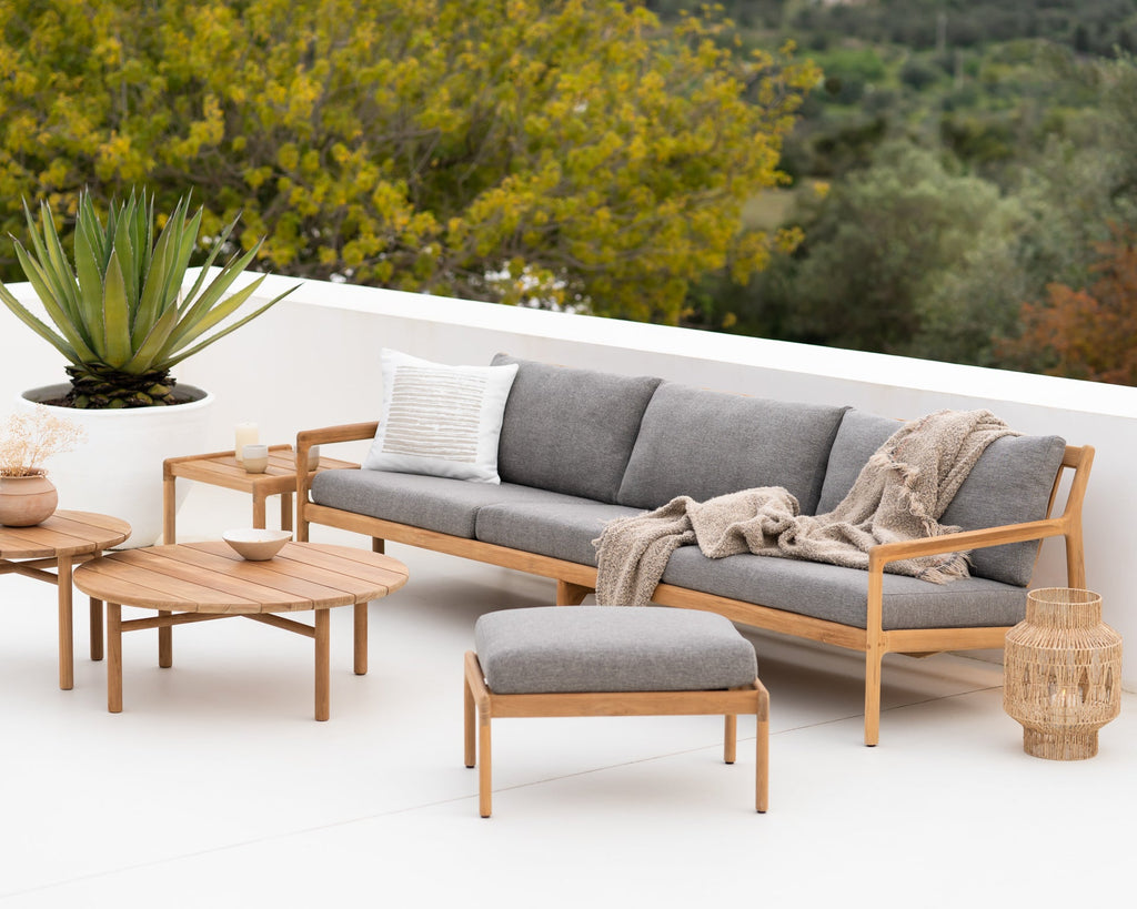 Outdoor Coffee Table – Sage Interiors Quatro Solid Teak Round Table | Sage Interiors