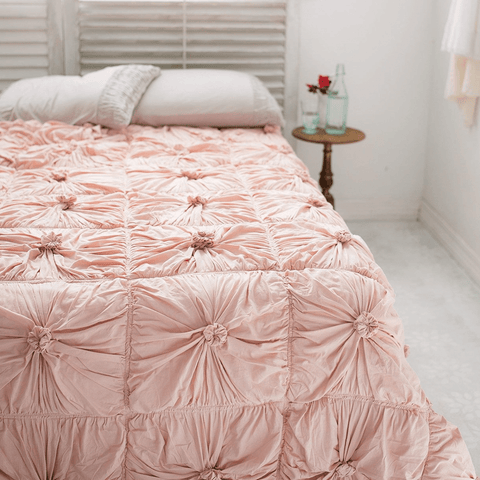 Rosette Jersey Quilt - Tuscan Pink - Sage InteriorsLazybones