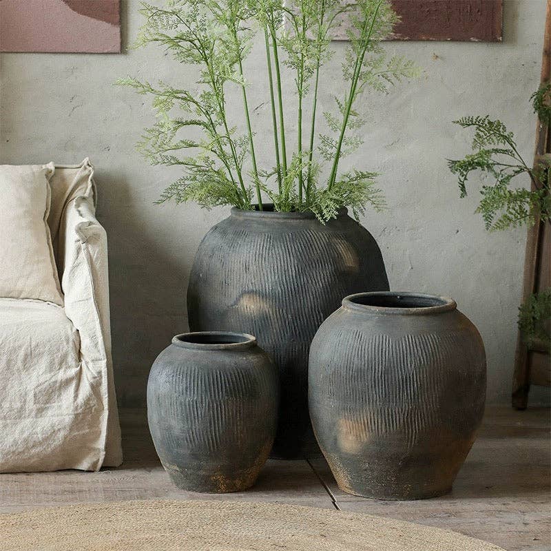 Round Earthnware Gray Pot: Small - Sage InteriorsRustic Reachpot