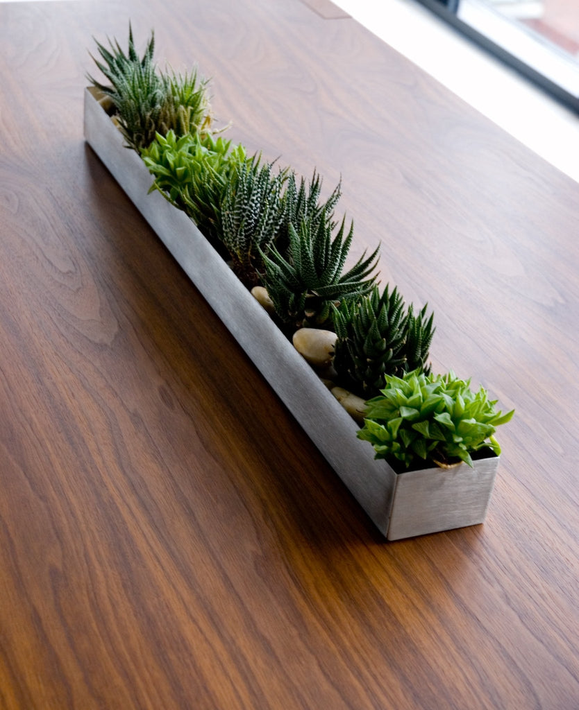 Vessel Planter – Modern Metal Indoor/Outdoor Accent - Sage InteriorsSage InteriorsVessel Planter