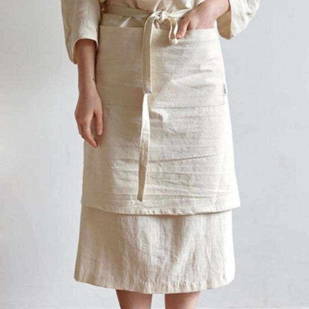 White Half Apron with Pockets - Sage InteriorsFodory