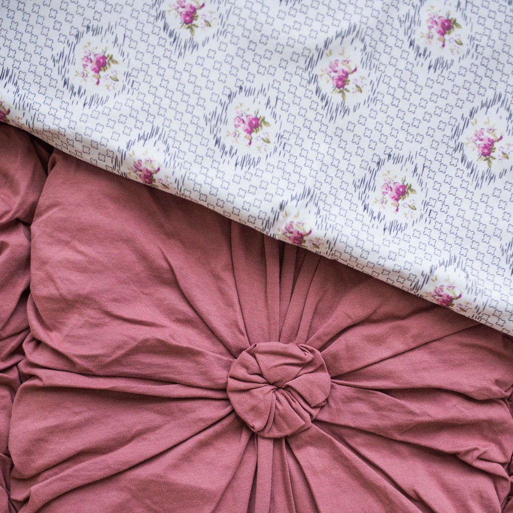 Rosette Jersey Quilt - Cedar